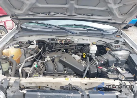 2007 Ford Escape Xlt/Xlt Sport from USA, damaged, VIN 1FMYU93177KB97551